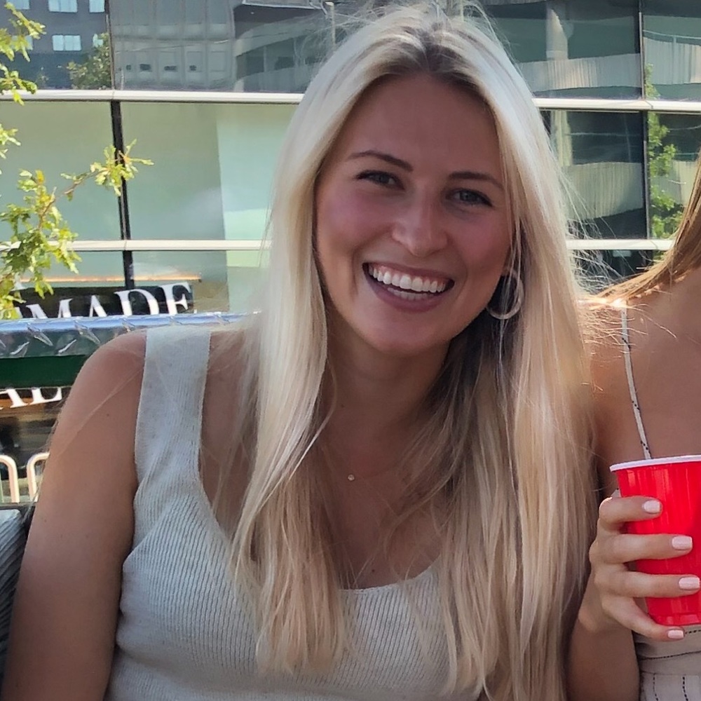 Meet your Posher, Lauren